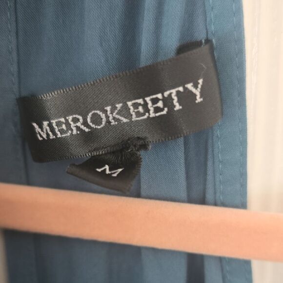 Elegant Blue Midi Dress - Picture 2 of 4